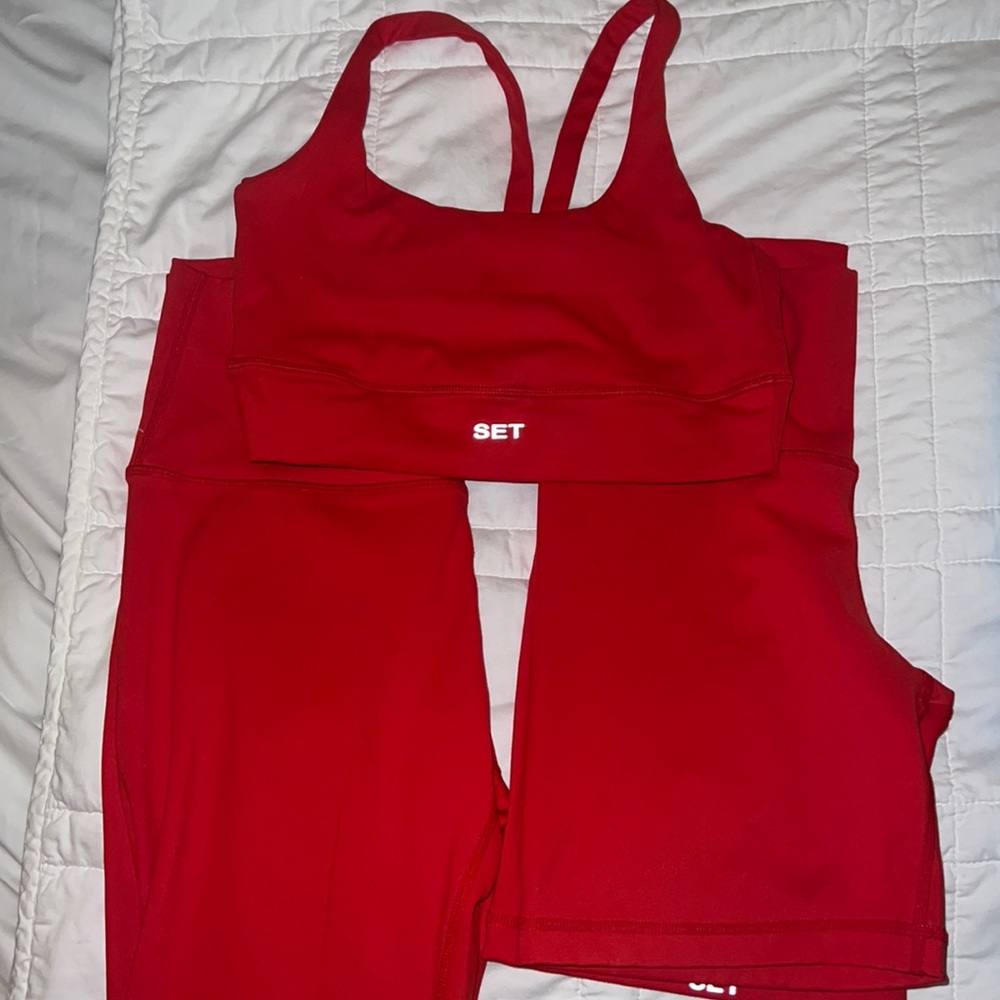 Red Set Active Set (Leggings + Biker shorts + Sports bra)